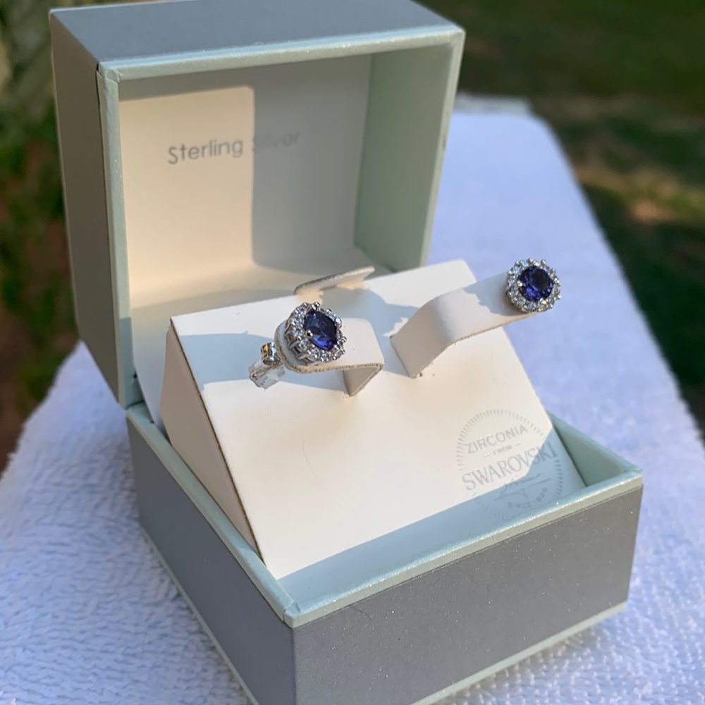 KIERA COUTURE- ZIRCONIA FROM SWAROVSKI EARRINGS-STERLING SILVER 🆕💜